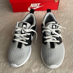 Boys Nike gold sneakers